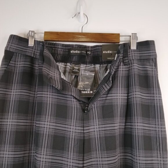 NWT Torrid Wide Leg Studio Stretch Crepe High Rise Shadow Plaid Pants Size 12 - Picture 14 of 14